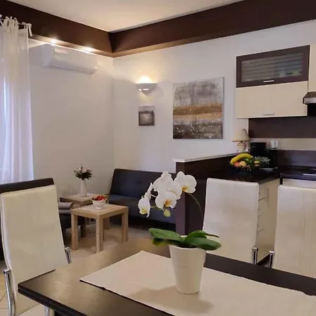 In 51833 Apartman Rabac